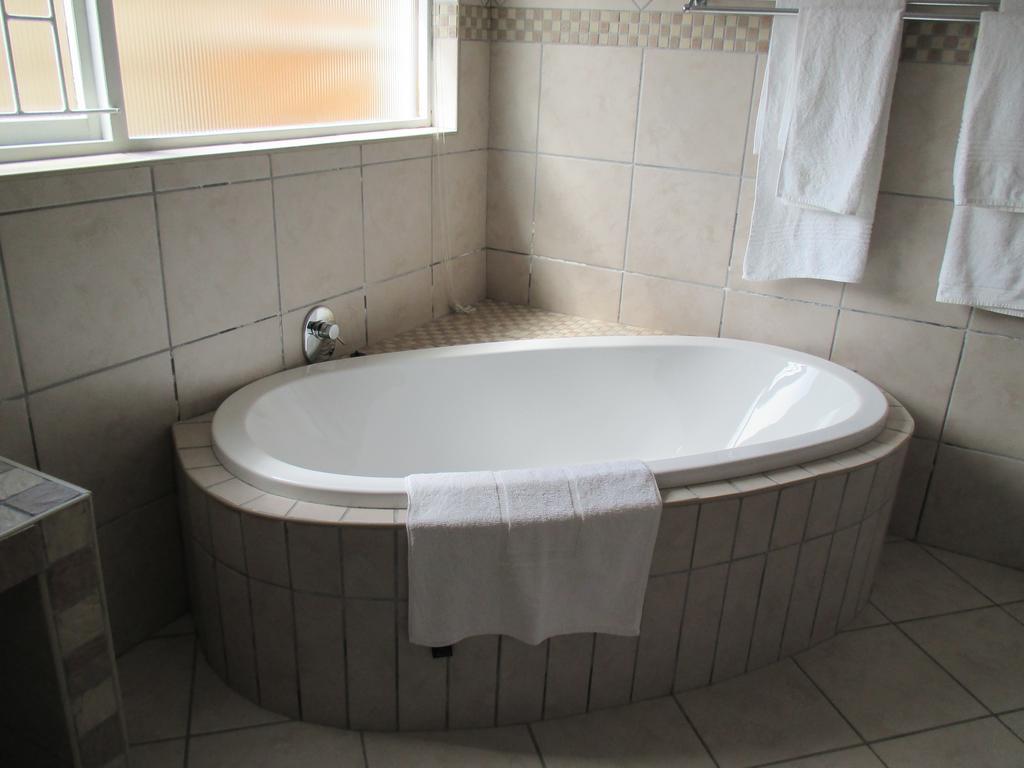 Guest House Arosfa Mossel Bay Rom bilde